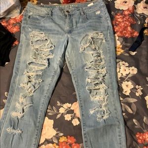 American Eagle ripped jeggings.